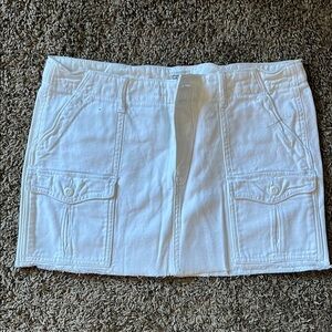 White Denim Mini Skirt with Pockets